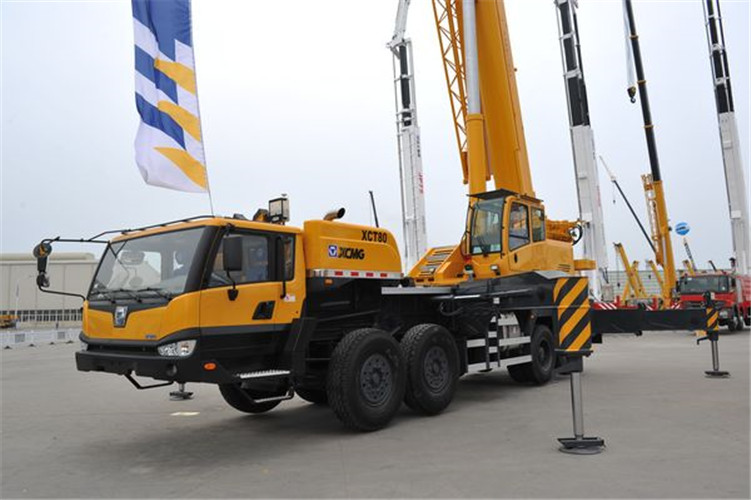 上蔡县预约吊车后，多久能上门服务？24 小时应急响应吗？